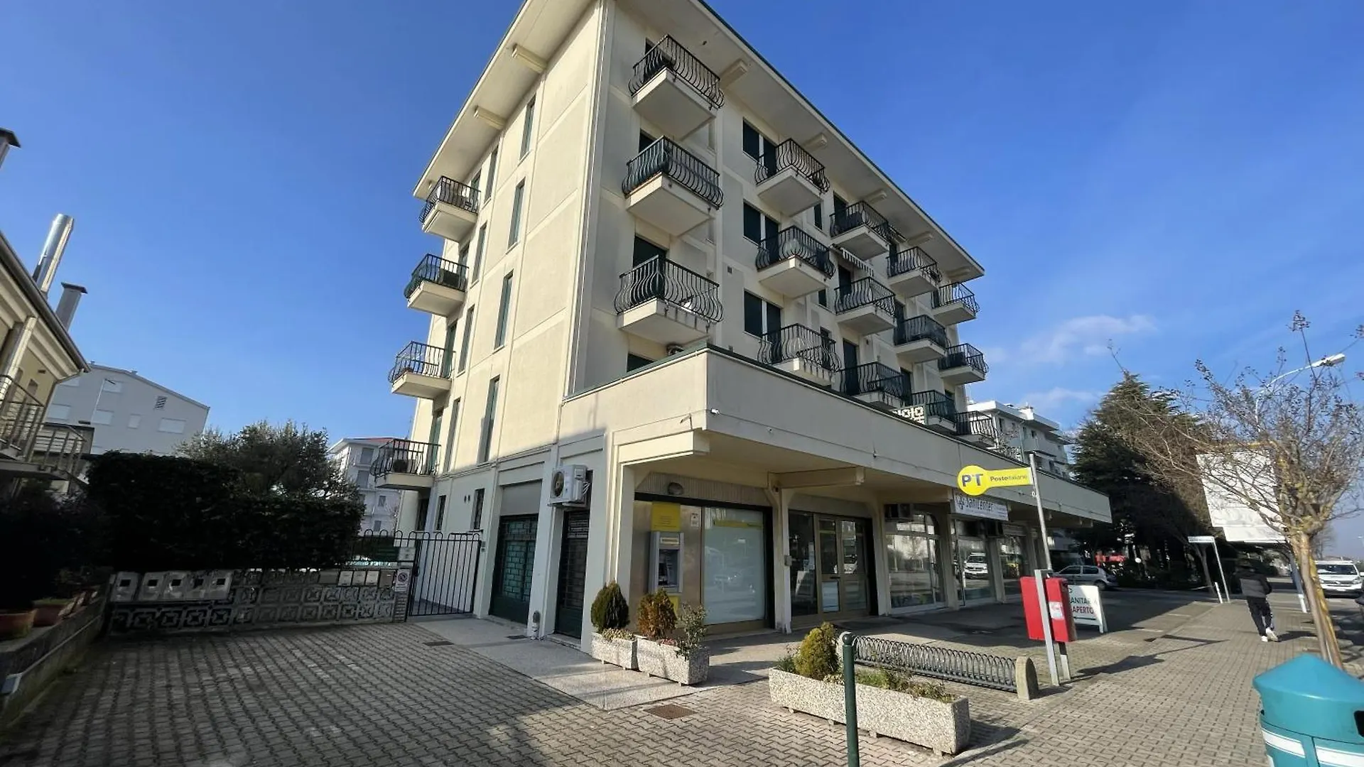 Bilocale Rubino Con Piscina - Jesolo Daire